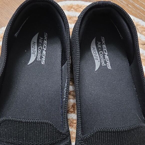 Skechers AirCooled Black Archfit Sneakers, Size 7.5 - Picture 6 of 10